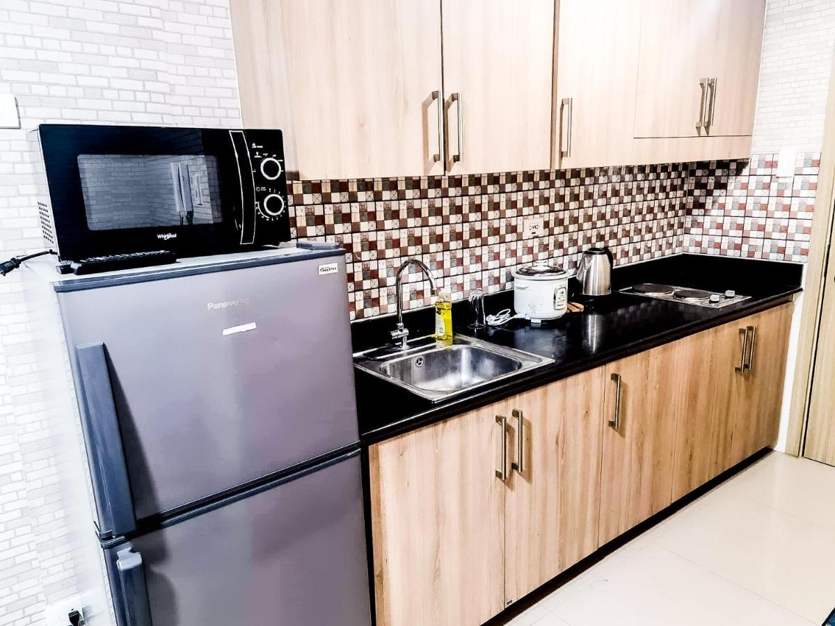 Sabina'S One Bedroom Condo At Shore Tower C Manila Zewnętrze zdjęcie